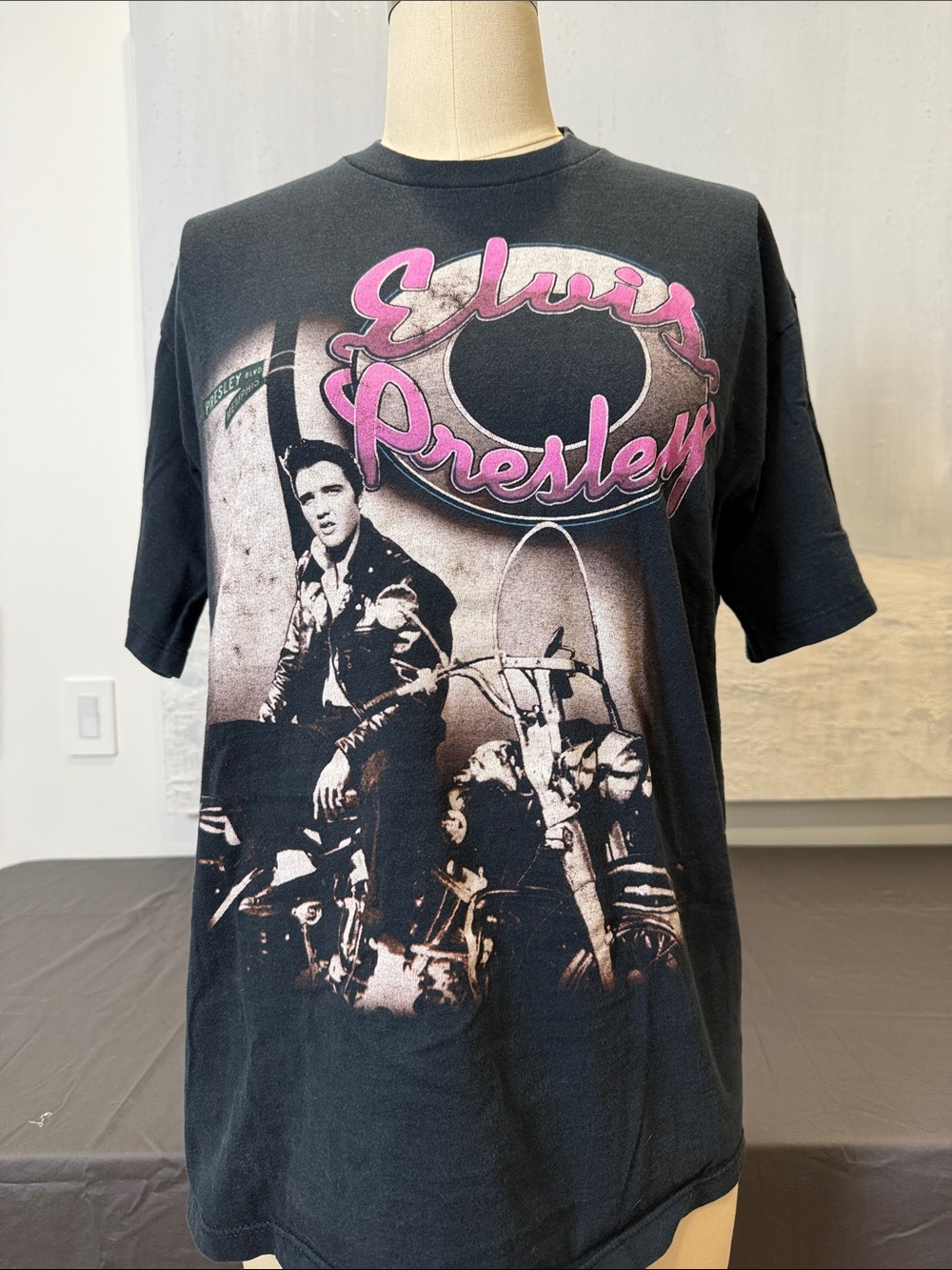 Jerzees Black Elvis Presley Graphic Tee with Pink Logo